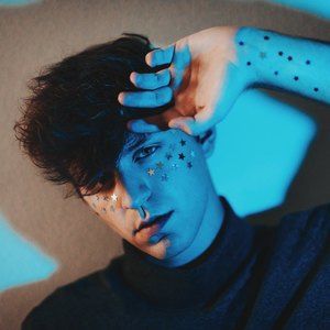 Meet your Posher, Derrick